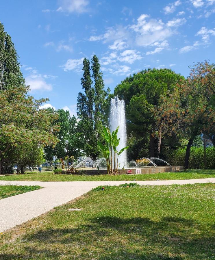 Le Grenier, Climatisation Terrasse Wi-Fi Netflix 15 Mn Coeur De Ville Beziers Exterior photo